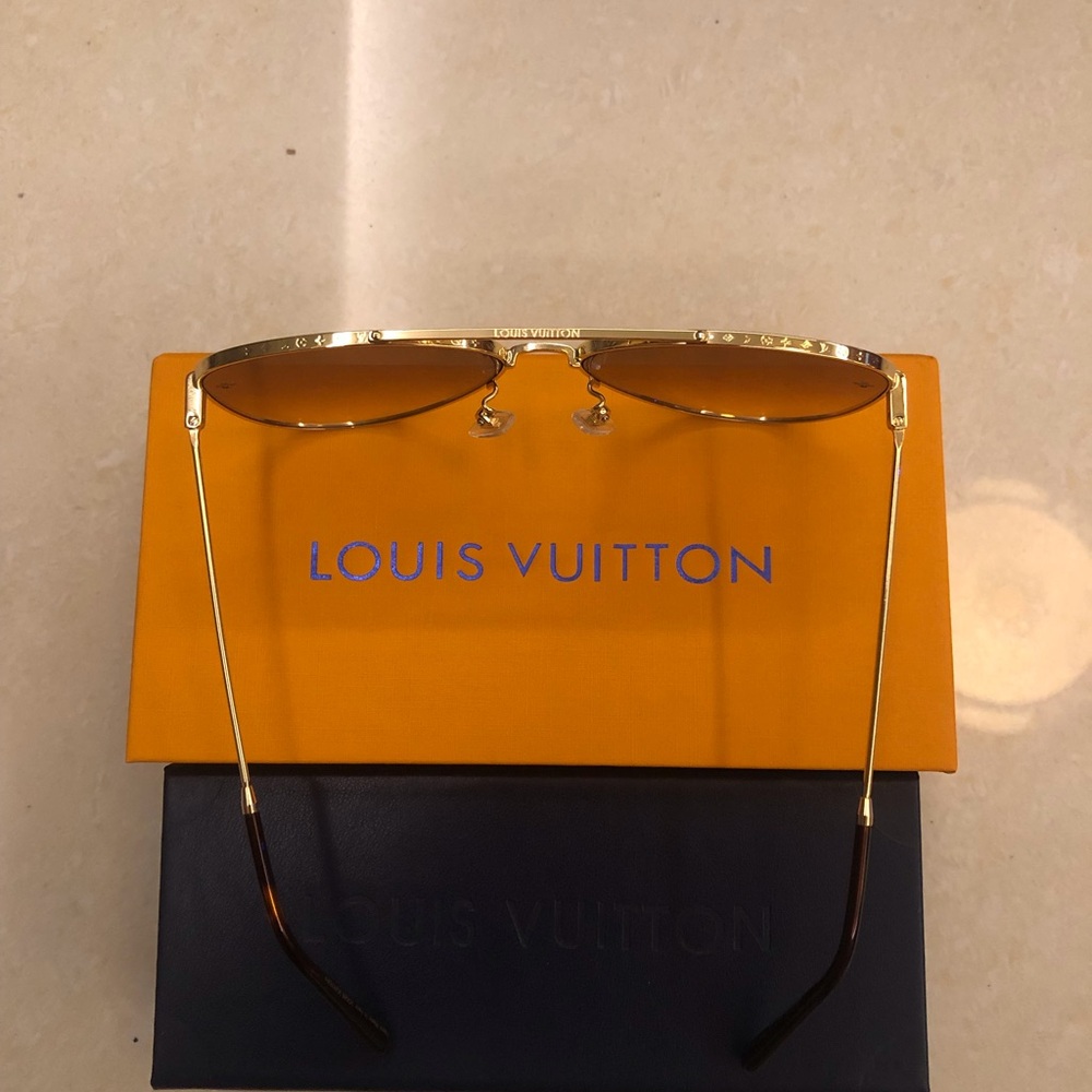 Louis Vuitton My Monogram Cat Eye Black Sunglasseswith Gold Accents W - Picture 4 of 5